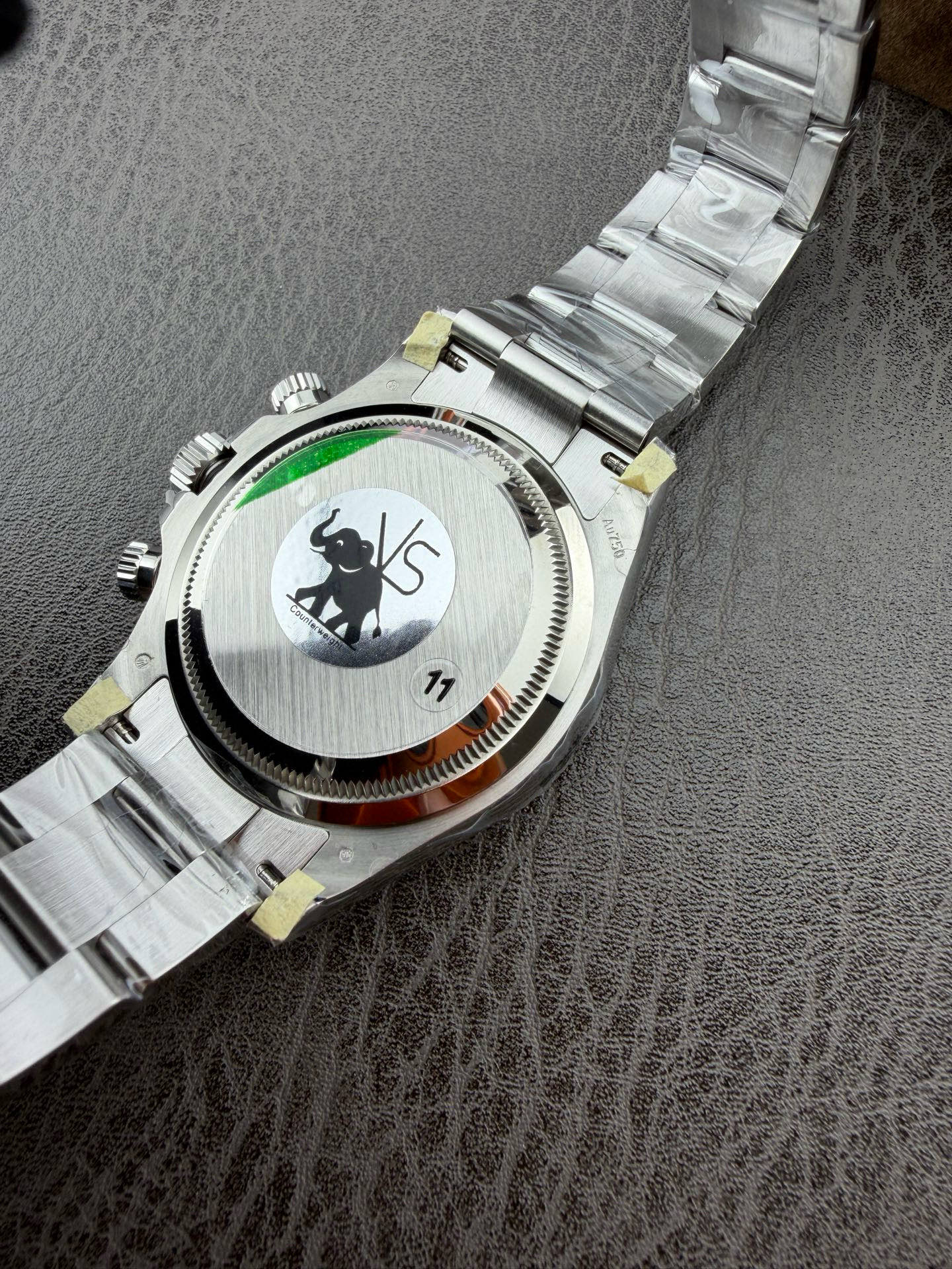 High Quality Replica Detail Shot