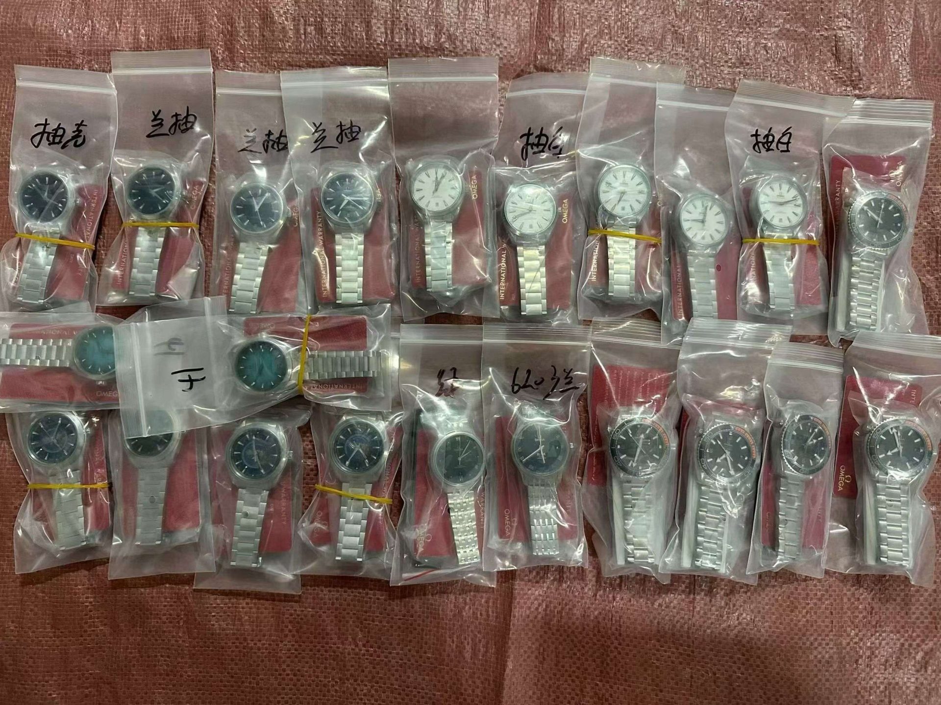 High Quality Replica Detail Shot