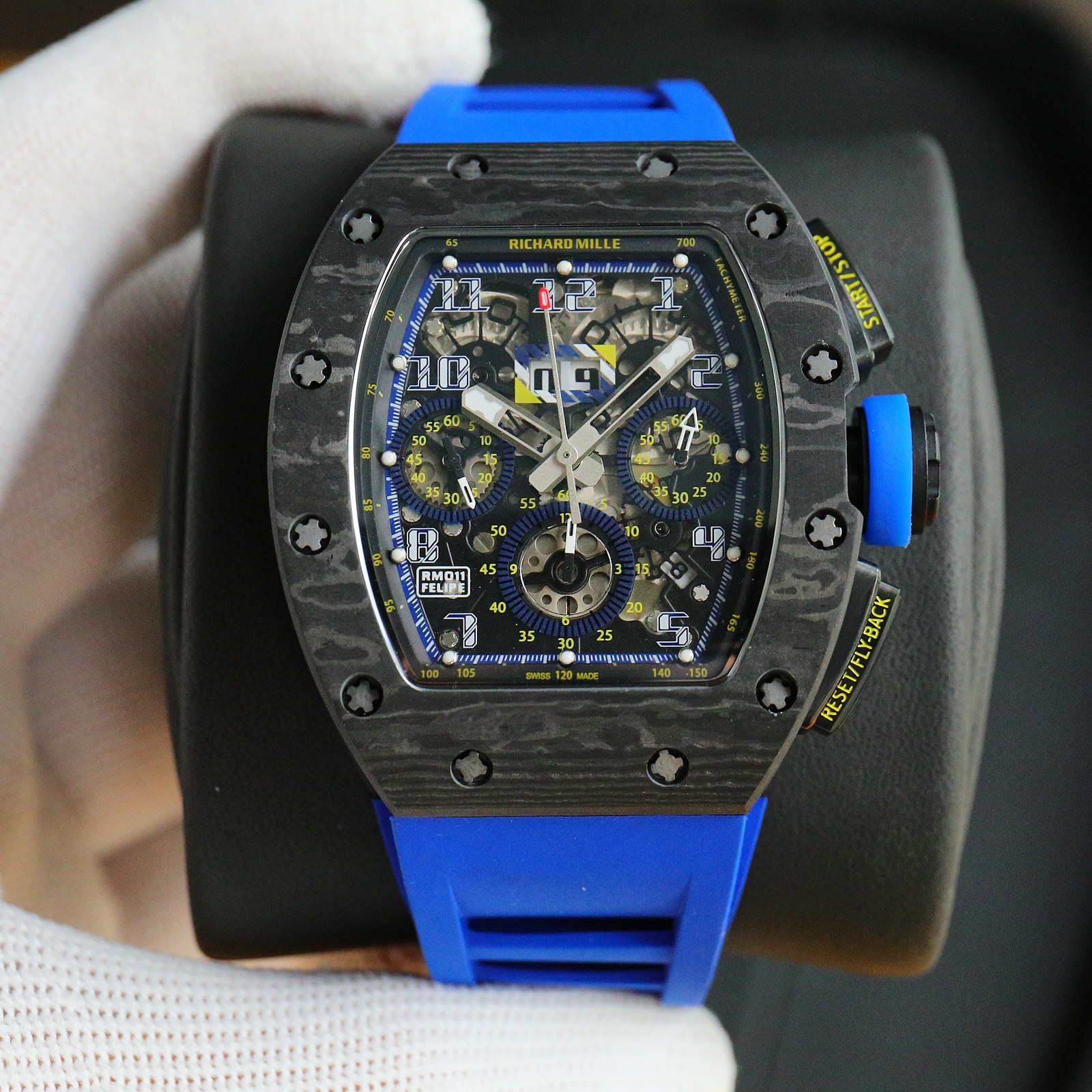 High Quality Replica Detail Shot