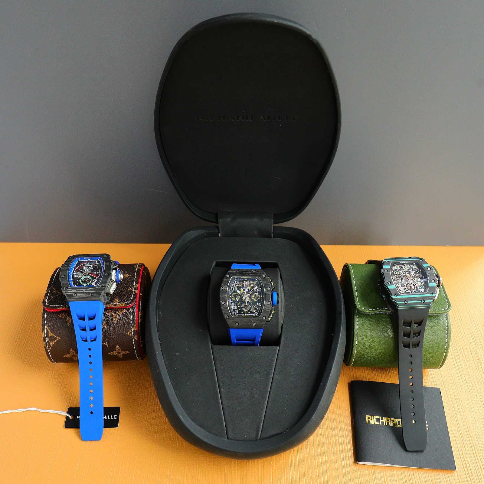 High Quality Replica Detail Shot