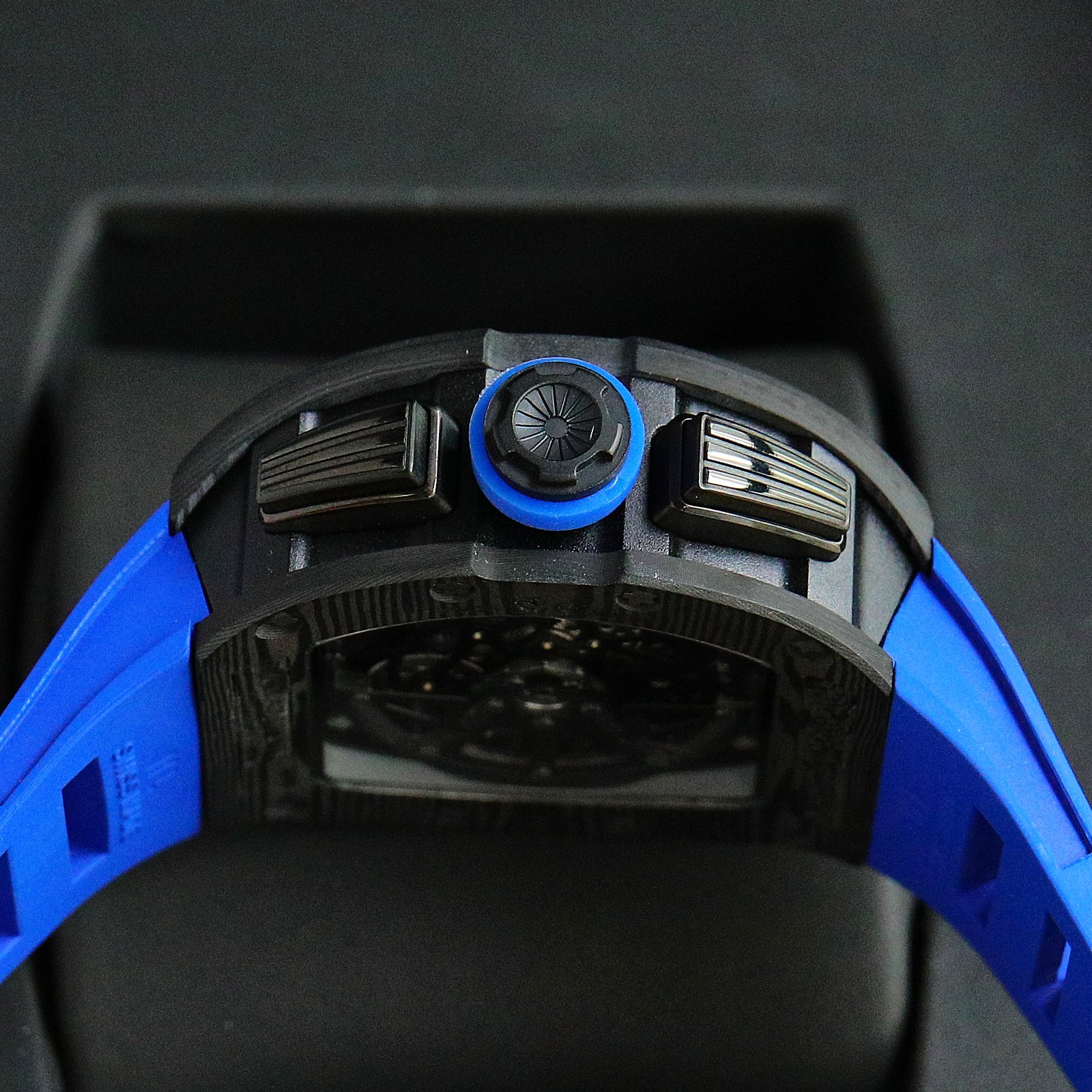 High Quality Replica Detail Shot