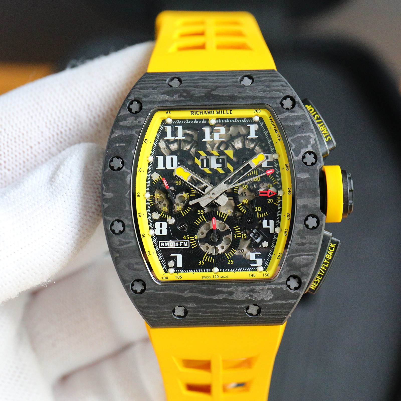 High Quality Replica Detail Shot