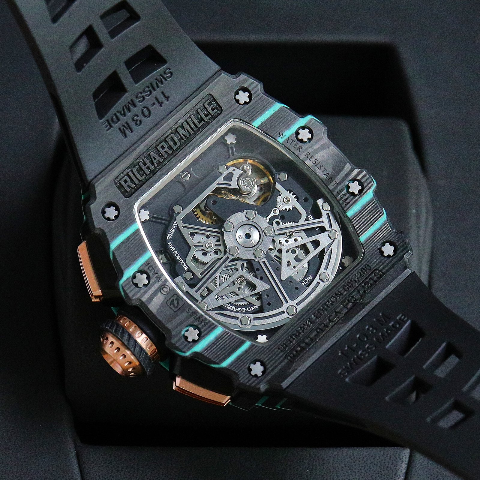 High Quality Replica Detail Shot