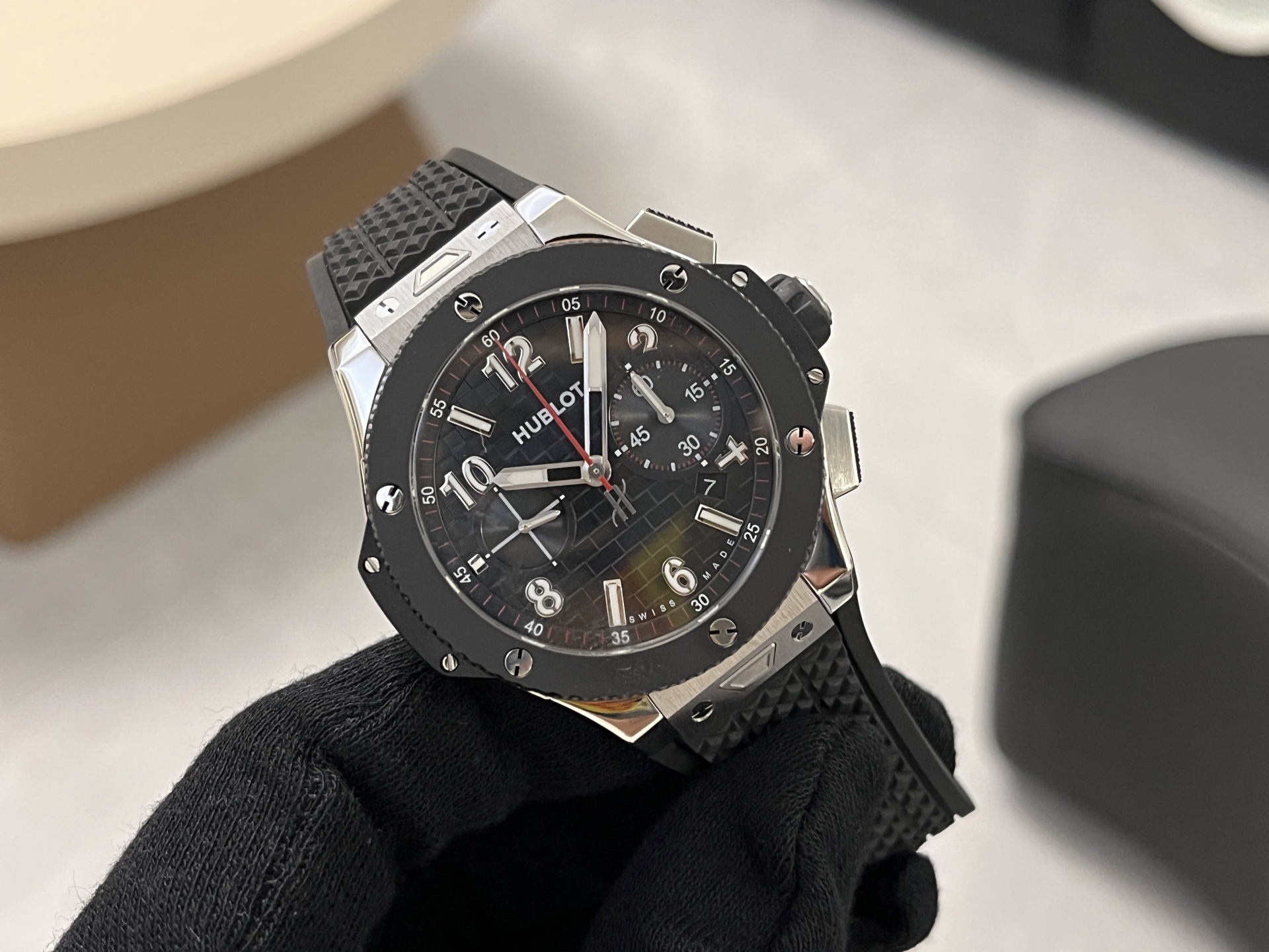 High Quality Replica Detail Shot