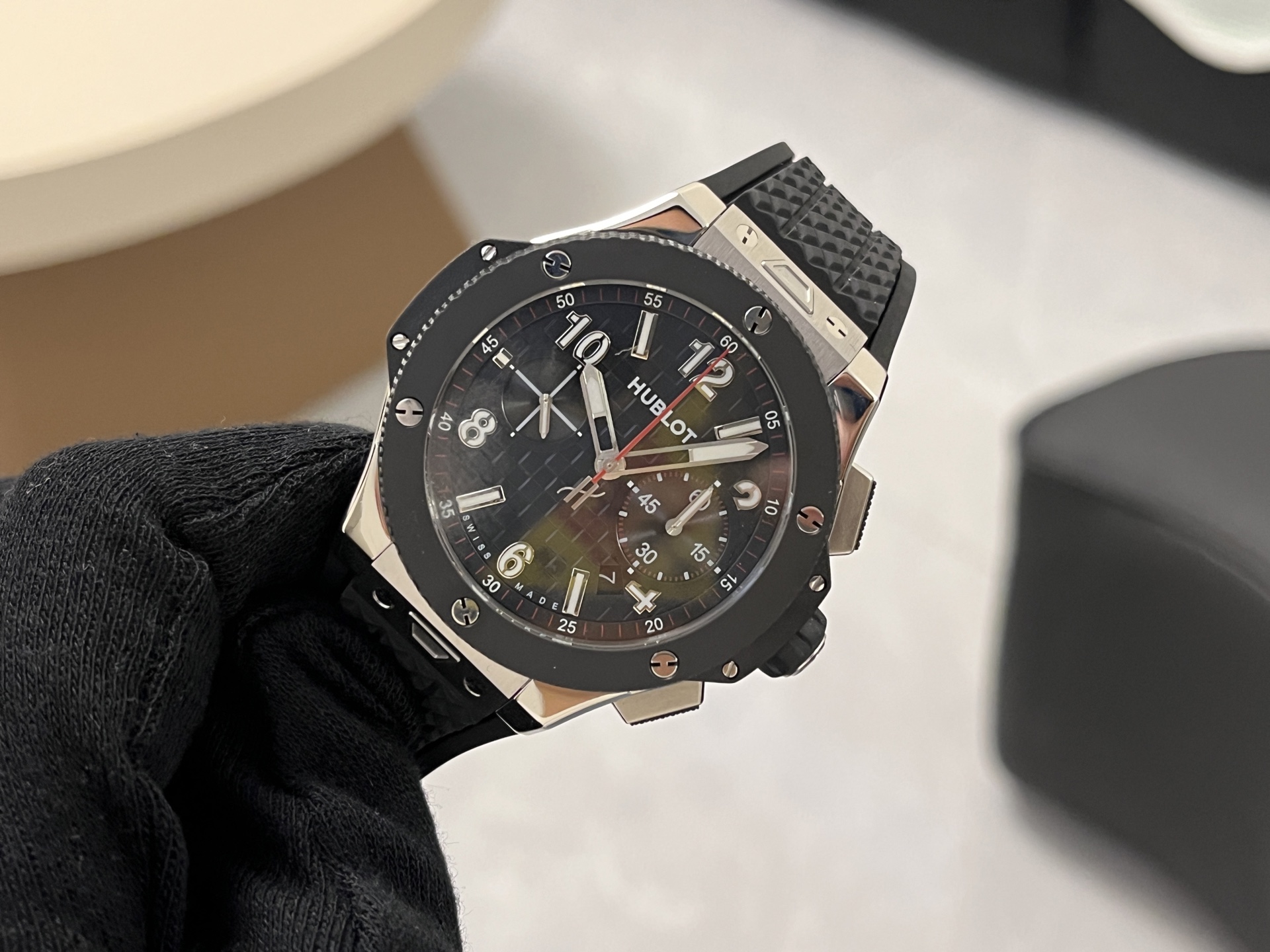 High Quality Replica Detail Shot