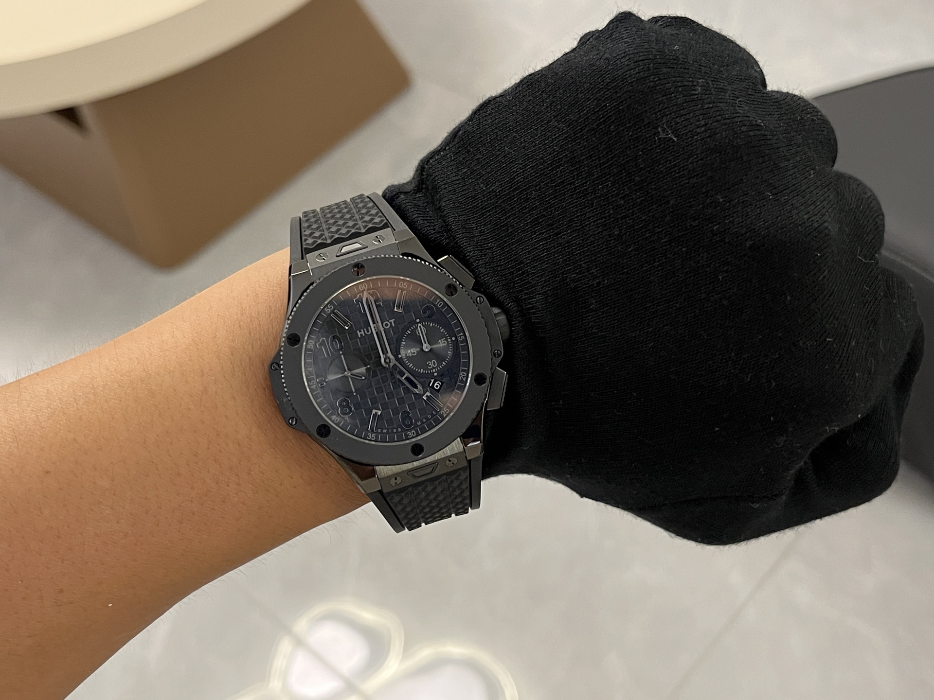 High Quality Replica Detail Shot