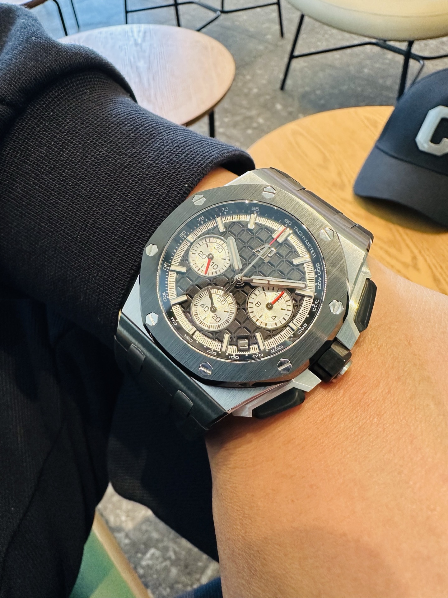 High Quality Replica Detail Shot