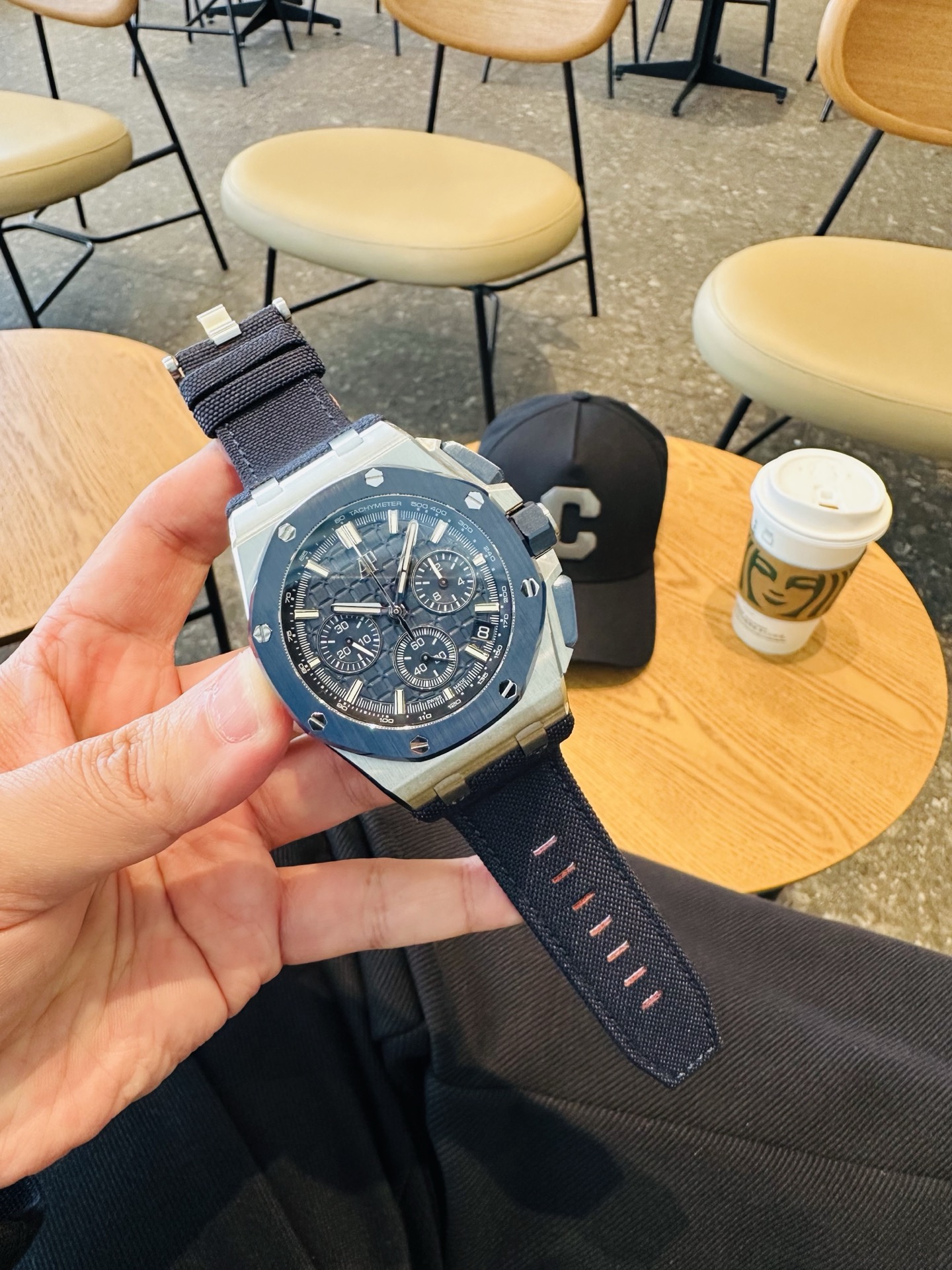 High Quality Replica Detail Shot