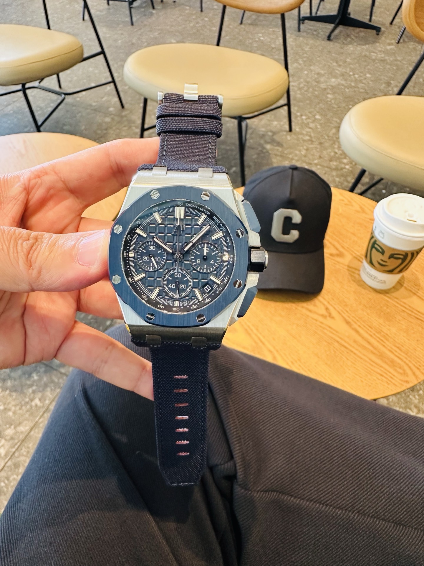 High Quality Replica Detail Shot