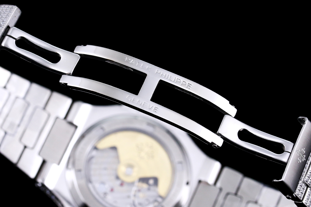 High Quality Replica Detail Shot