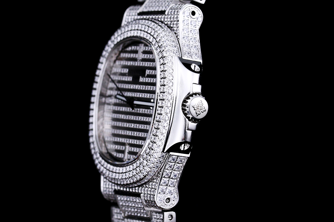 High Quality Replica Detail Shot