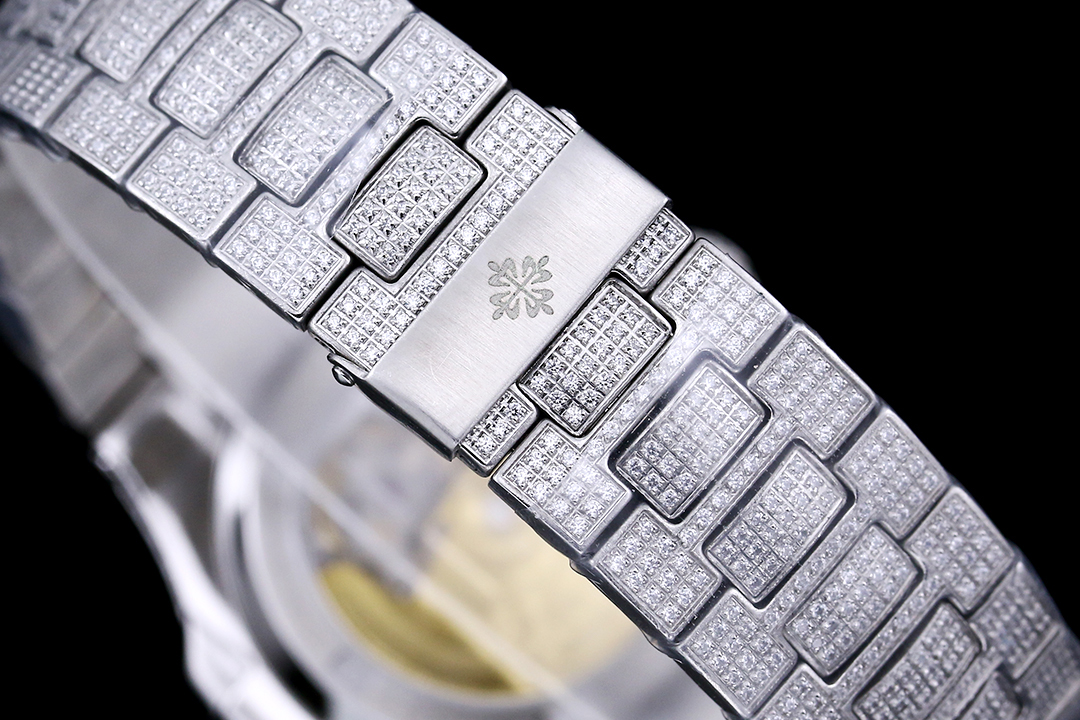 High Quality Replica Detail Shot