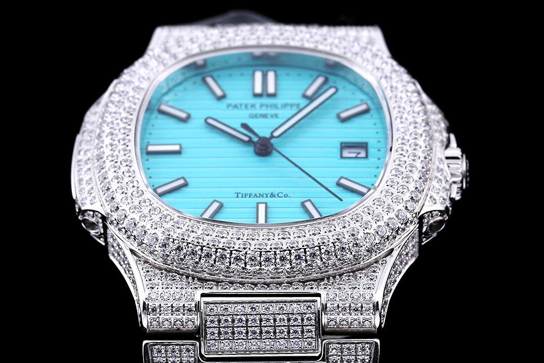 High Quality Replica Detail Shot