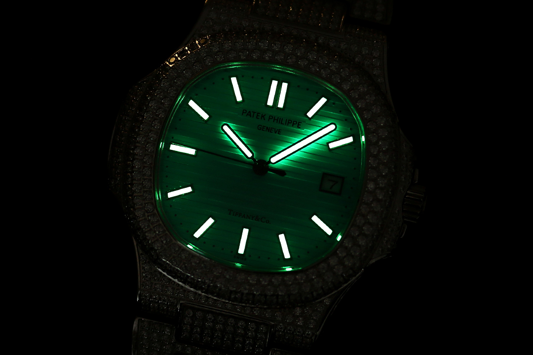 High Quality Replica Detail Shot