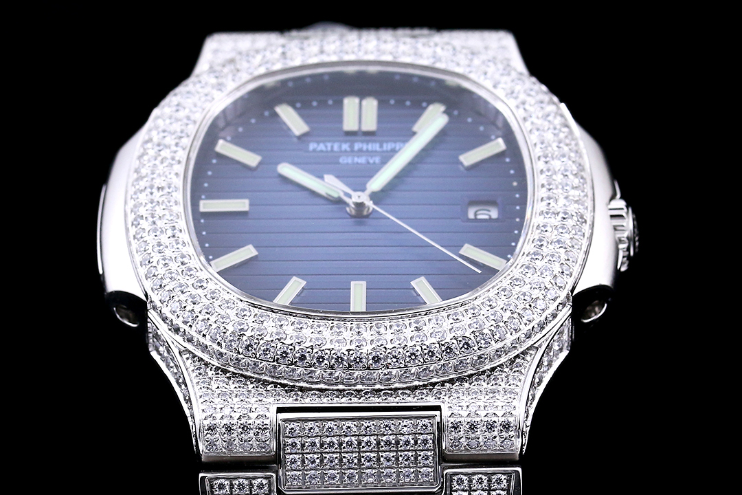 High Quality Replica Detail Shot