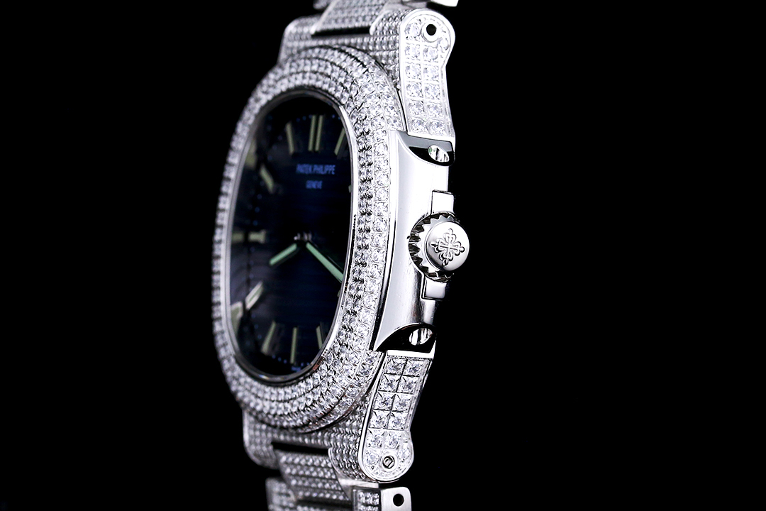 High Quality Replica Detail Shot