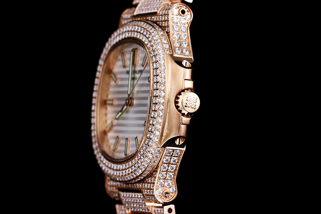 High Quality Replica Detail Shot