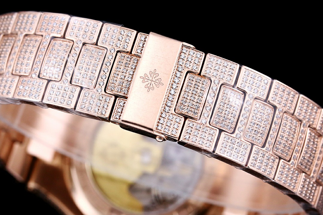 High Quality Replica Detail Shot