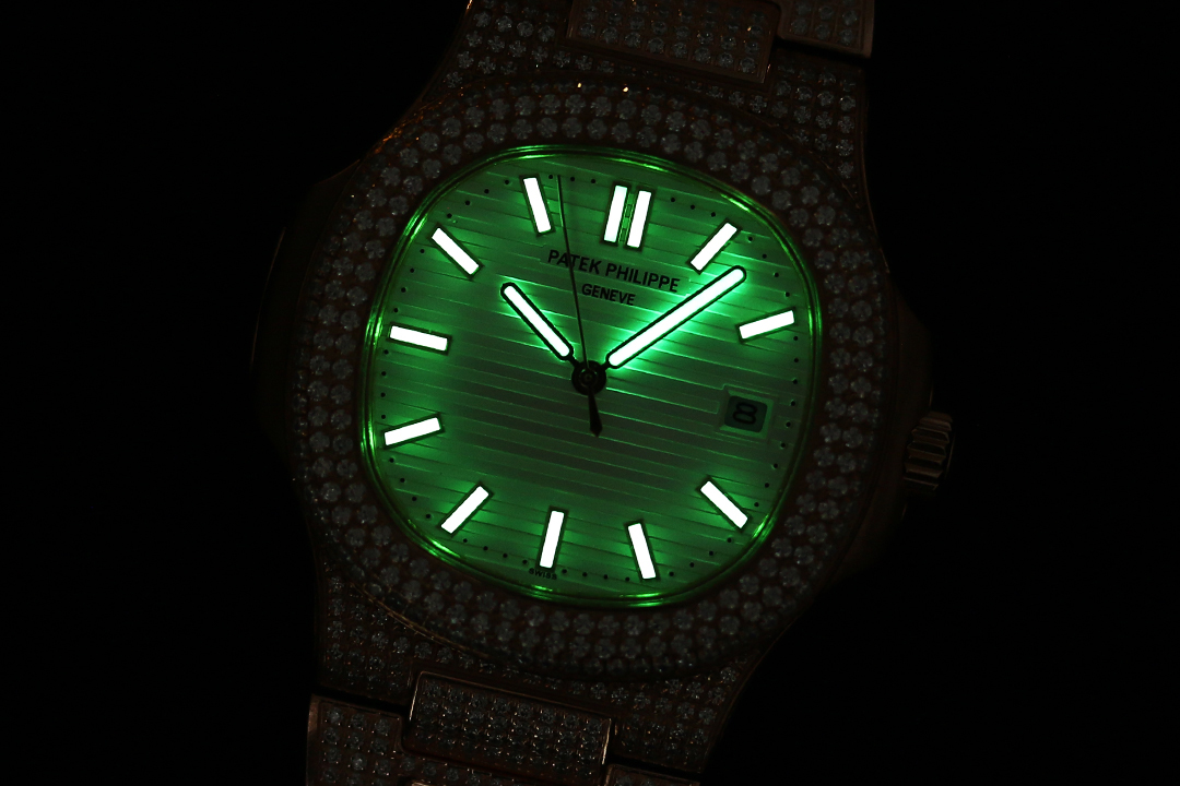 High Quality Replica Detail Shot