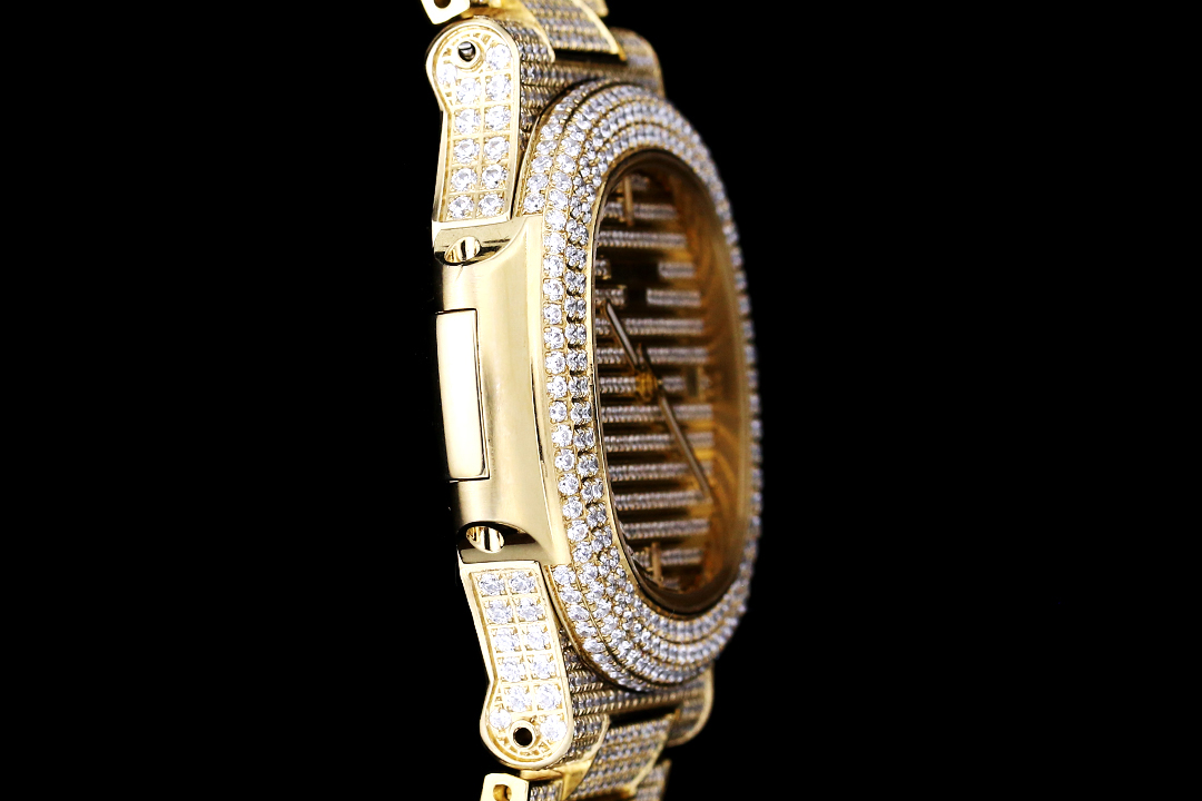 High Quality Replica Detail Shot