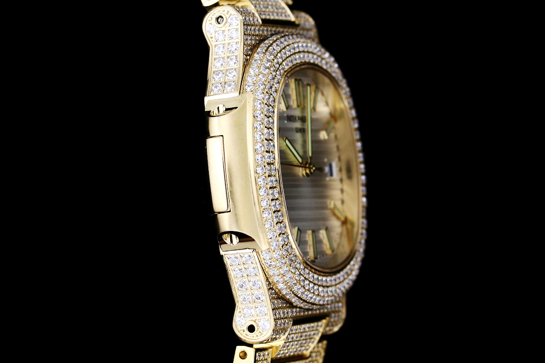 High Quality Replica Detail Shot