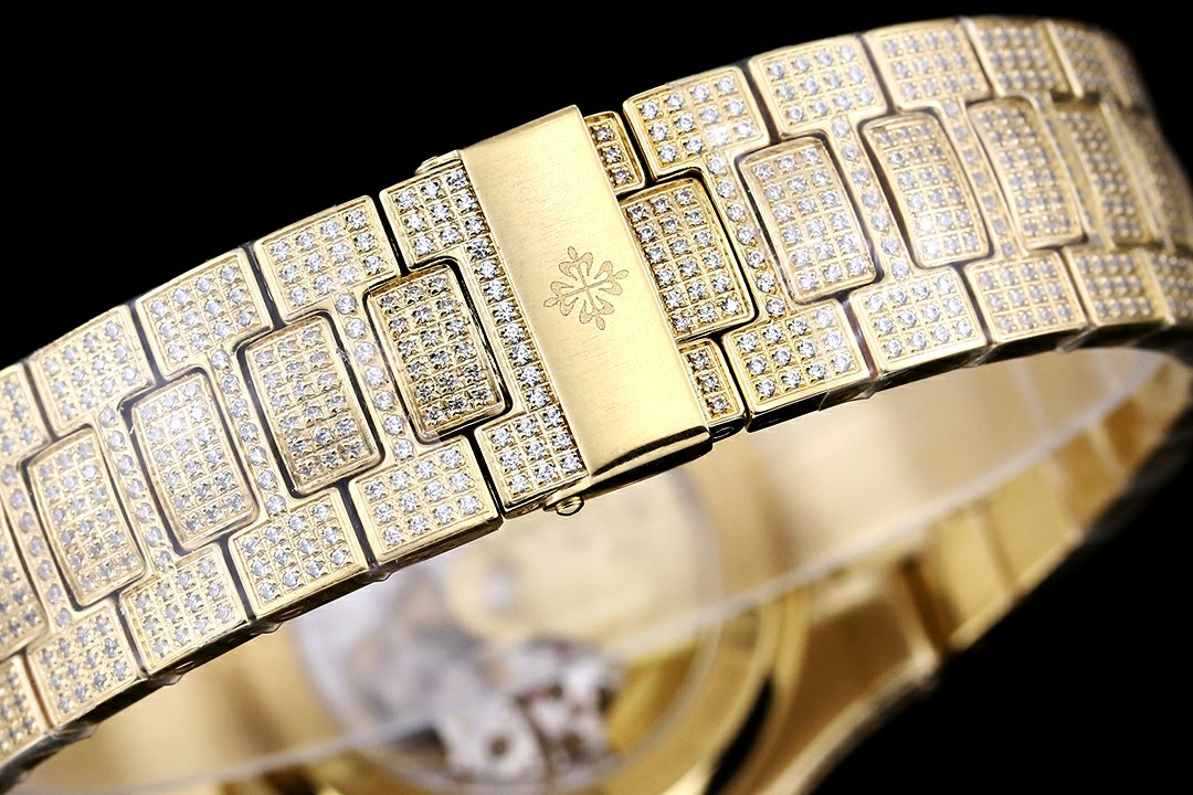 High Quality Replica Detail Shot