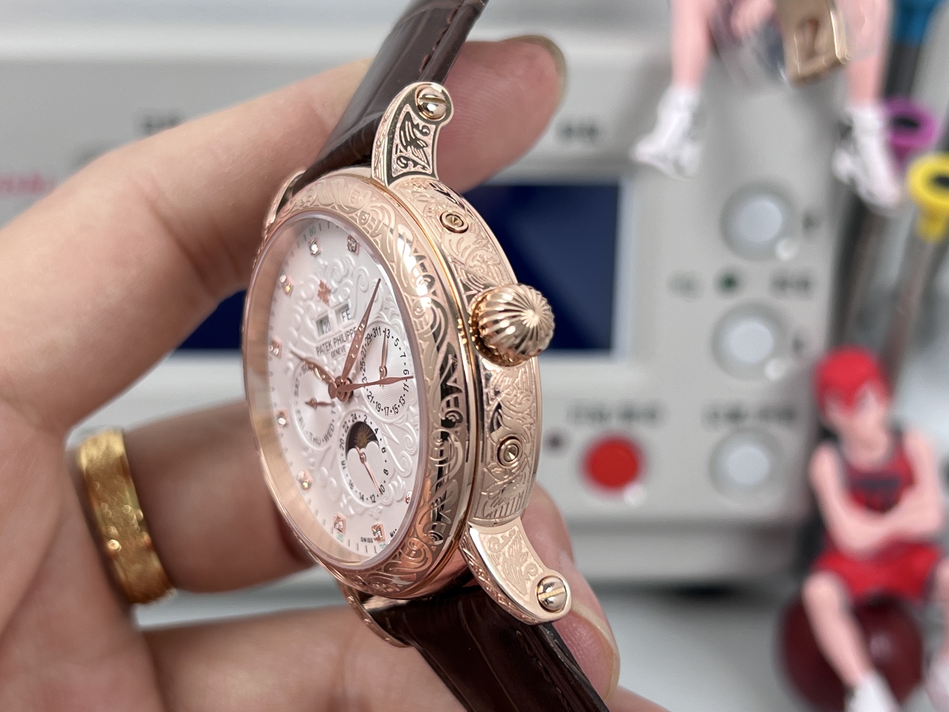 High Quality Replica Detail Shot