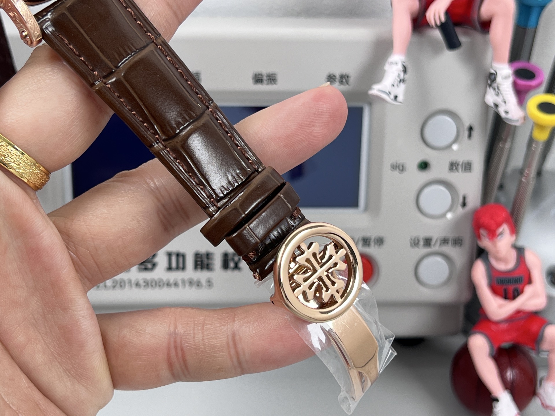 High Quality Replica Detail Shot