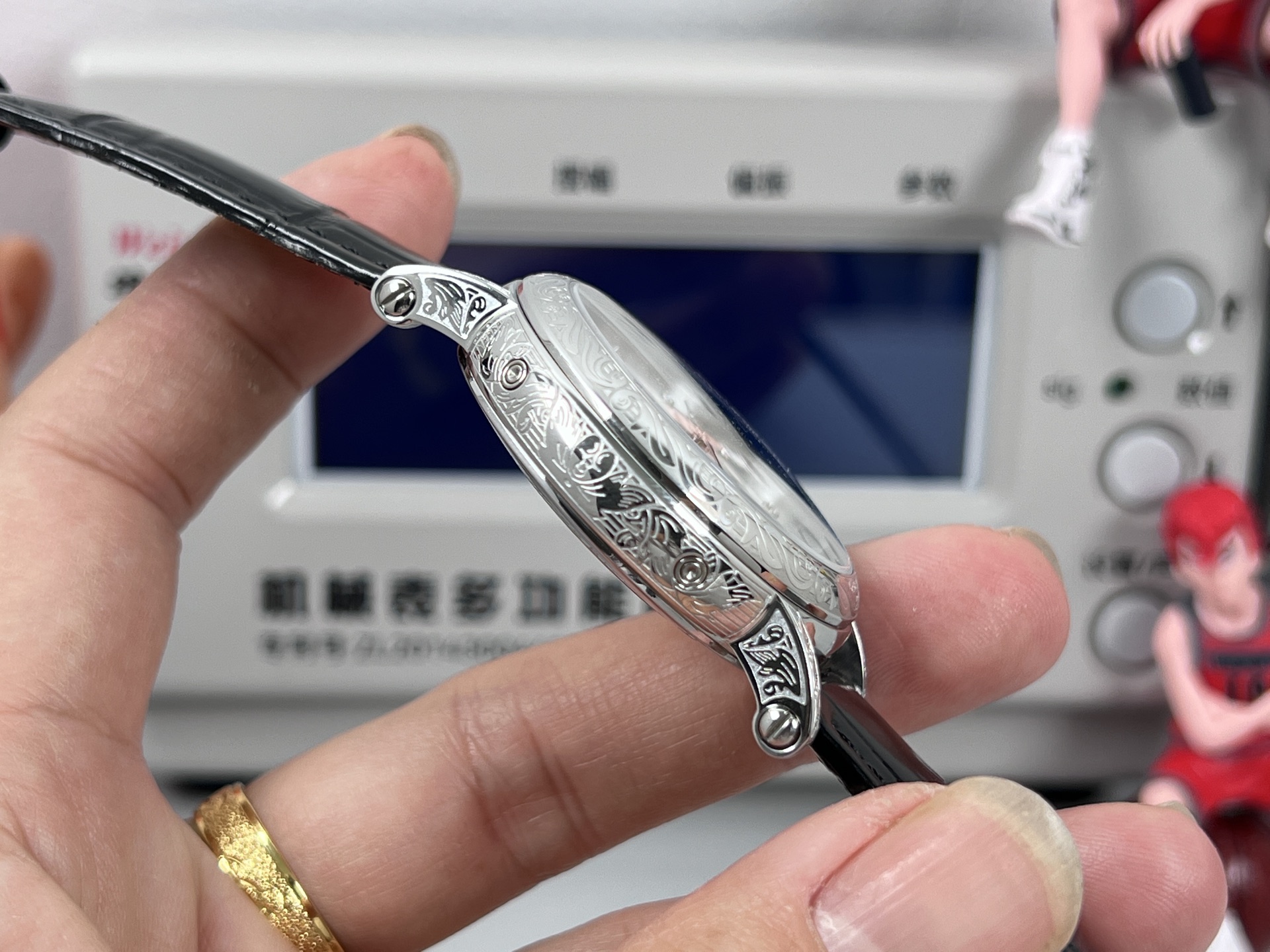 High Quality Replica Detail Shot