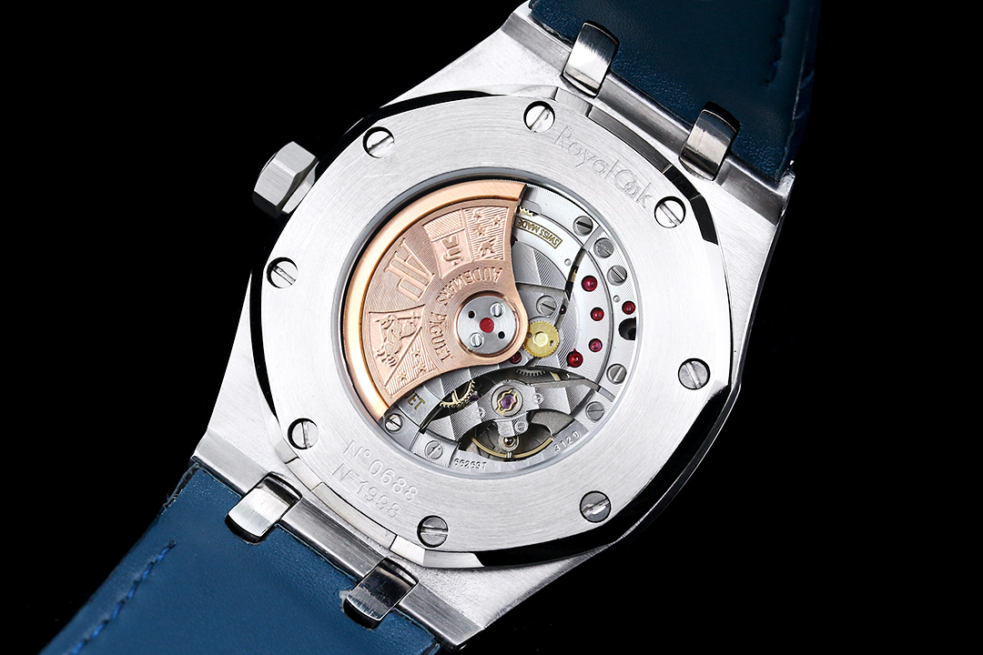 High Quality Replica Detail Shot