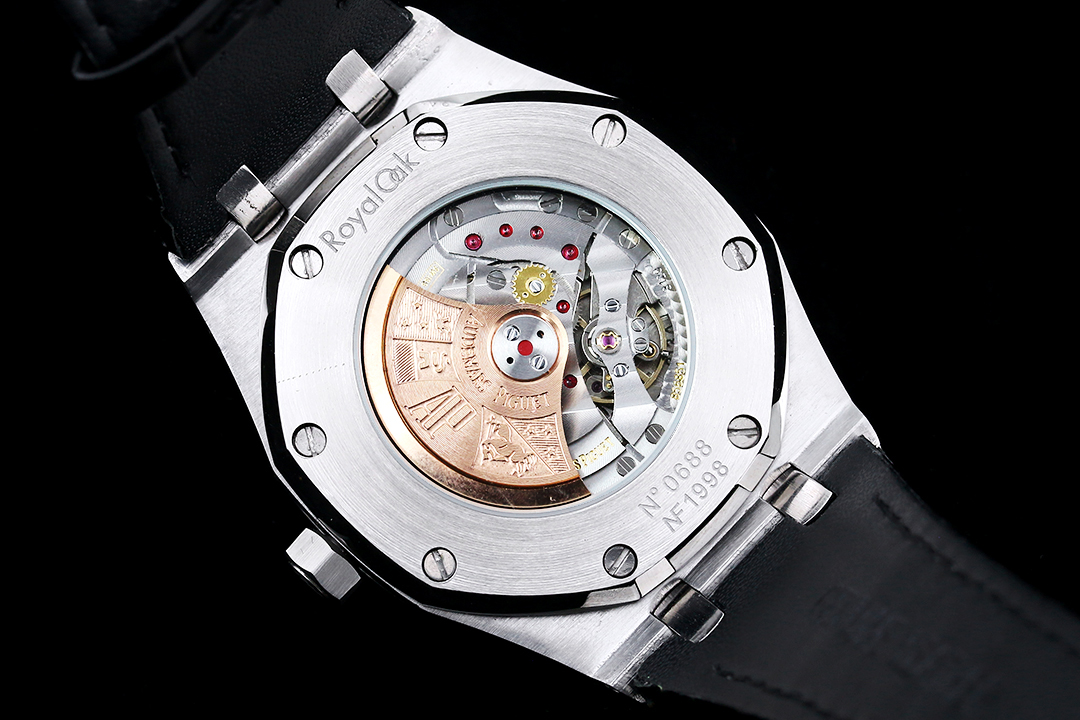 High Quality Replica Detail Shot