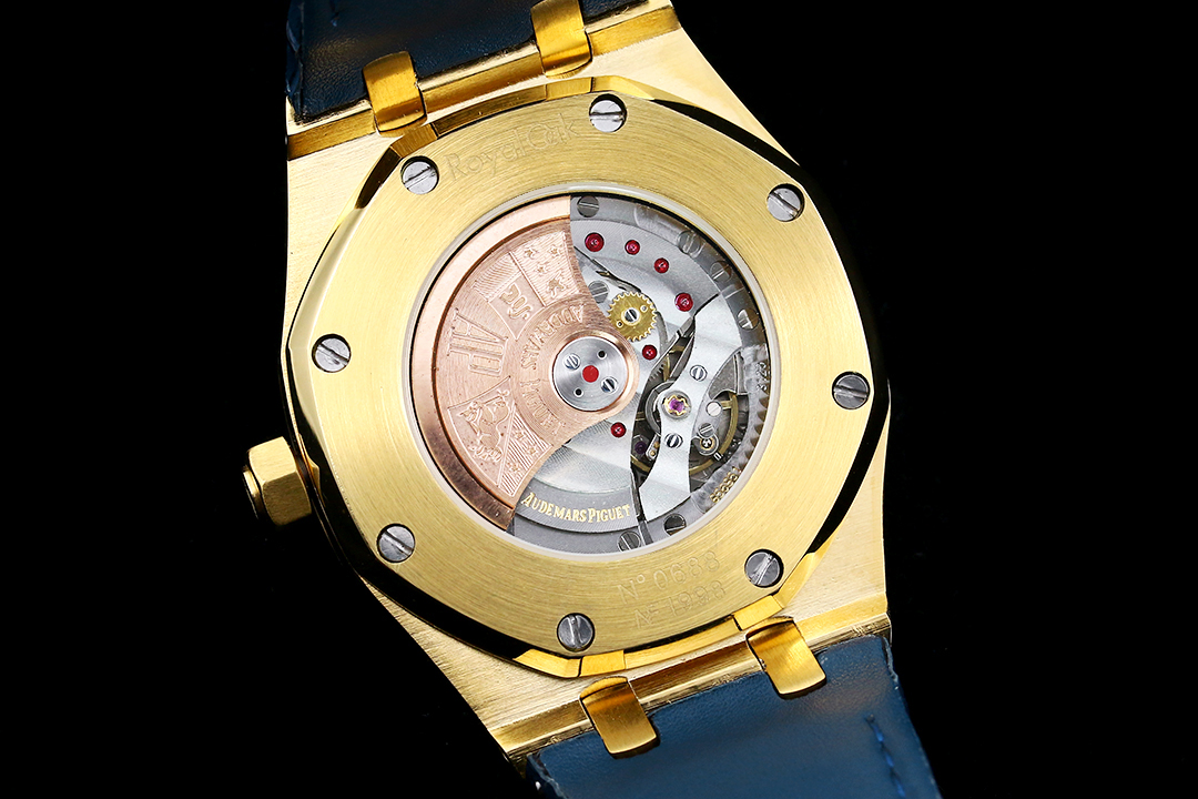 High Quality Replica Detail Shot