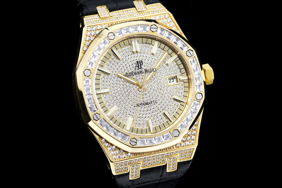 High Quality Replica Detail Shot