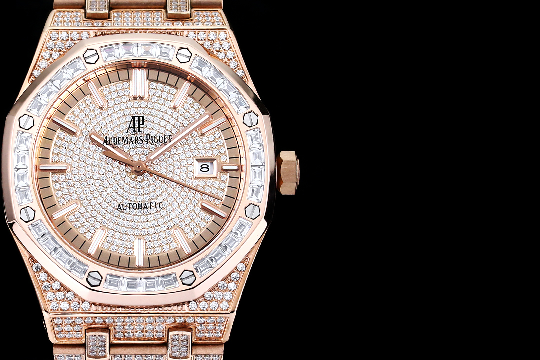 High Quality Replica Detail Shot