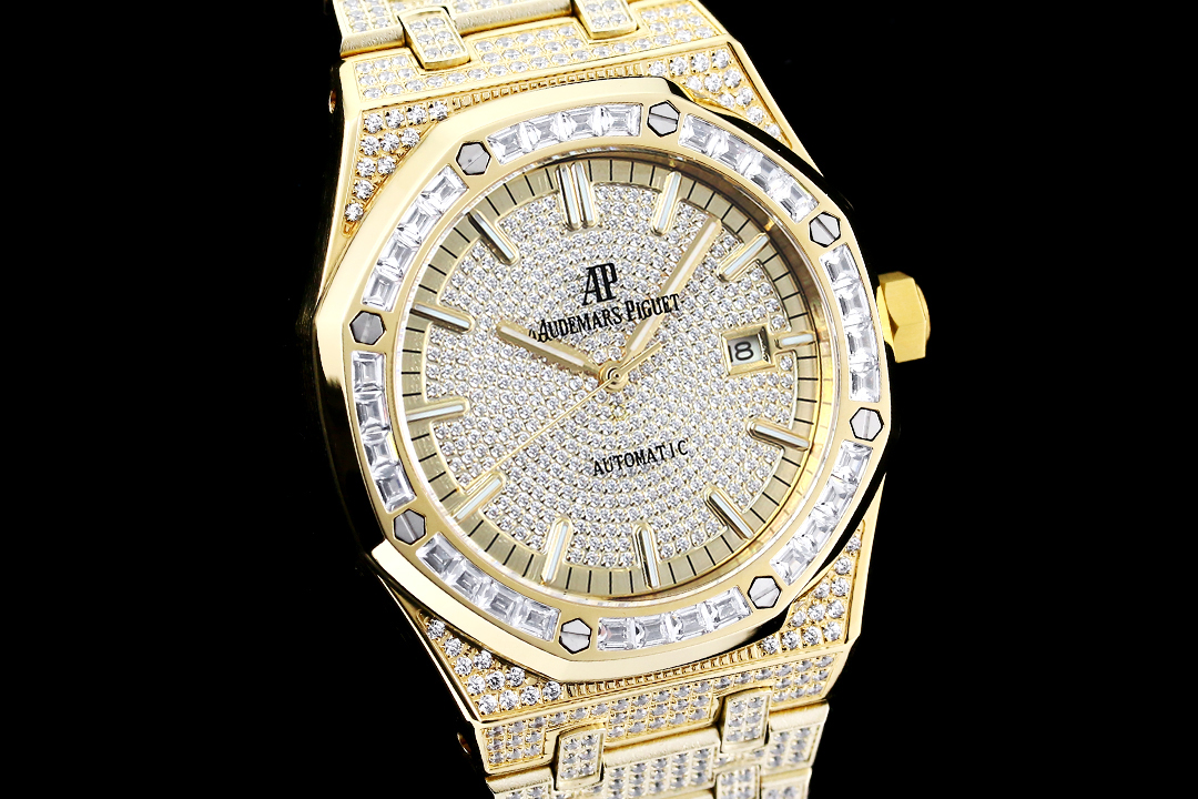 High Quality Replica Detail Shot