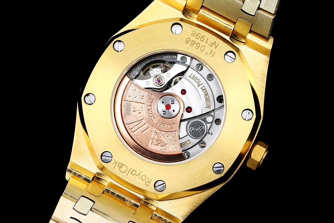 High Quality Replica Detail Shot