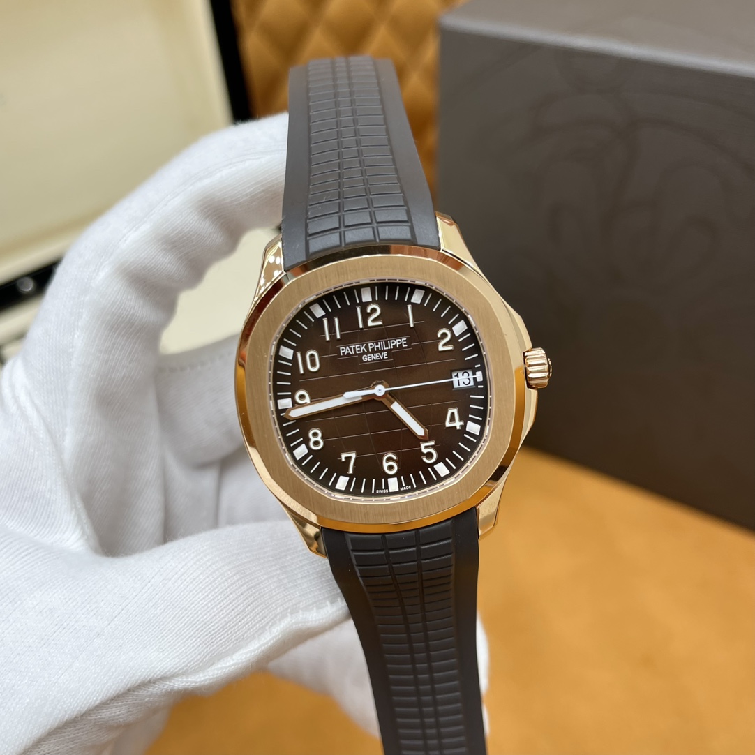 High Quality Replica Detail Shot