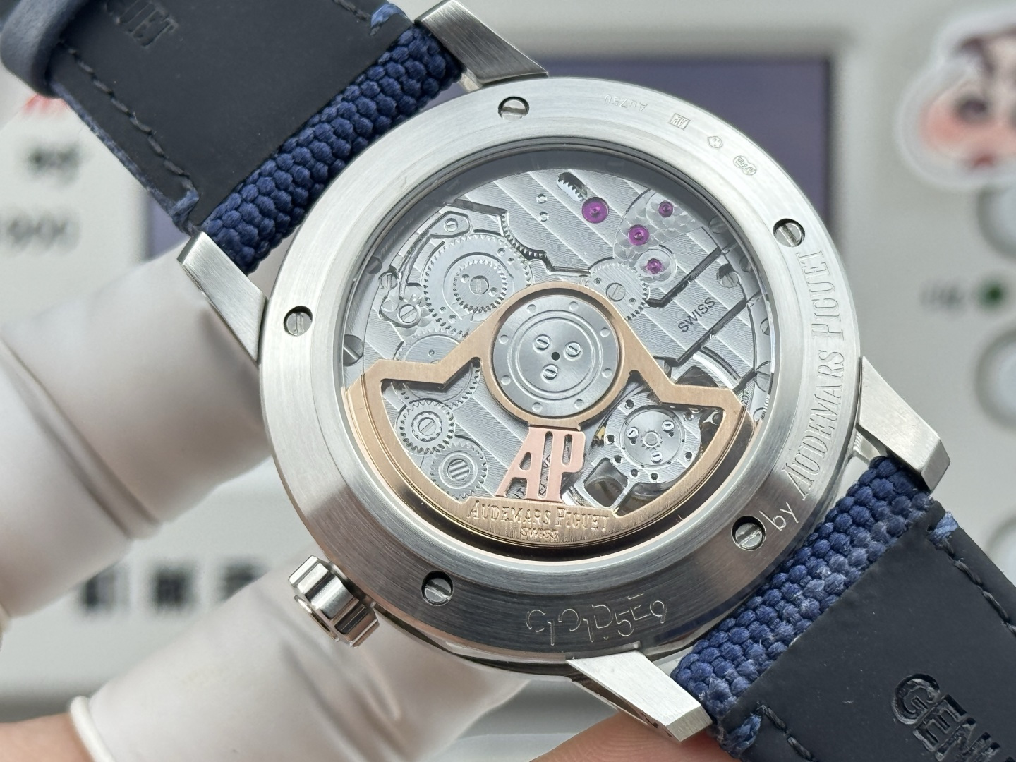 High Quality Replica Detail Shot