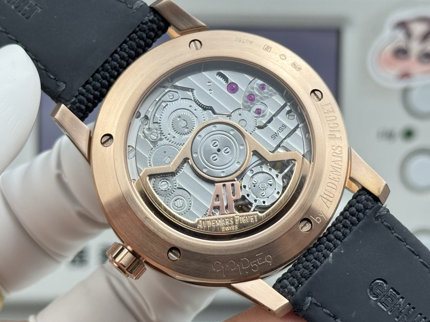 High Quality Replica Detail Shot