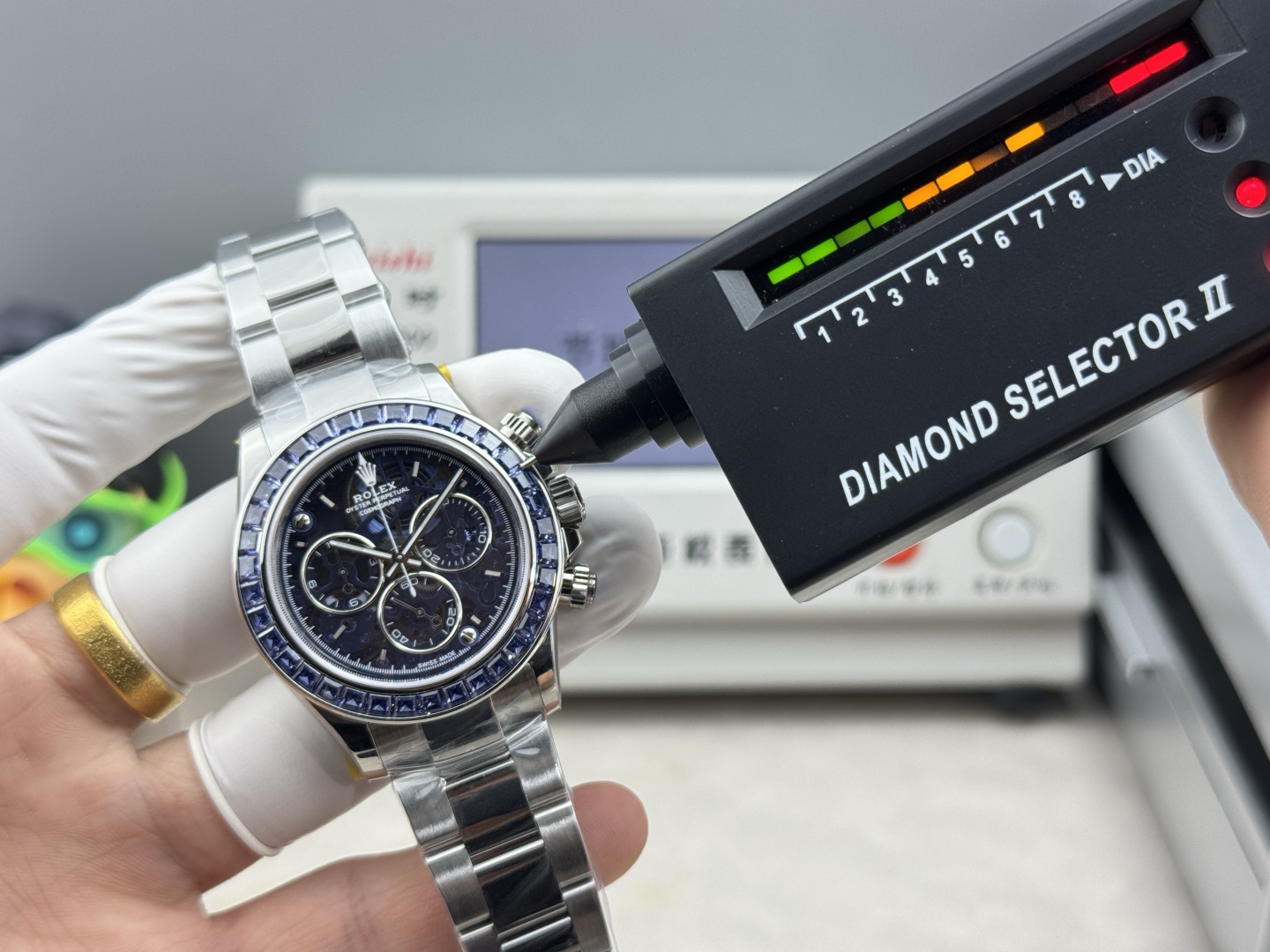 High Quality Replica Detail Shot