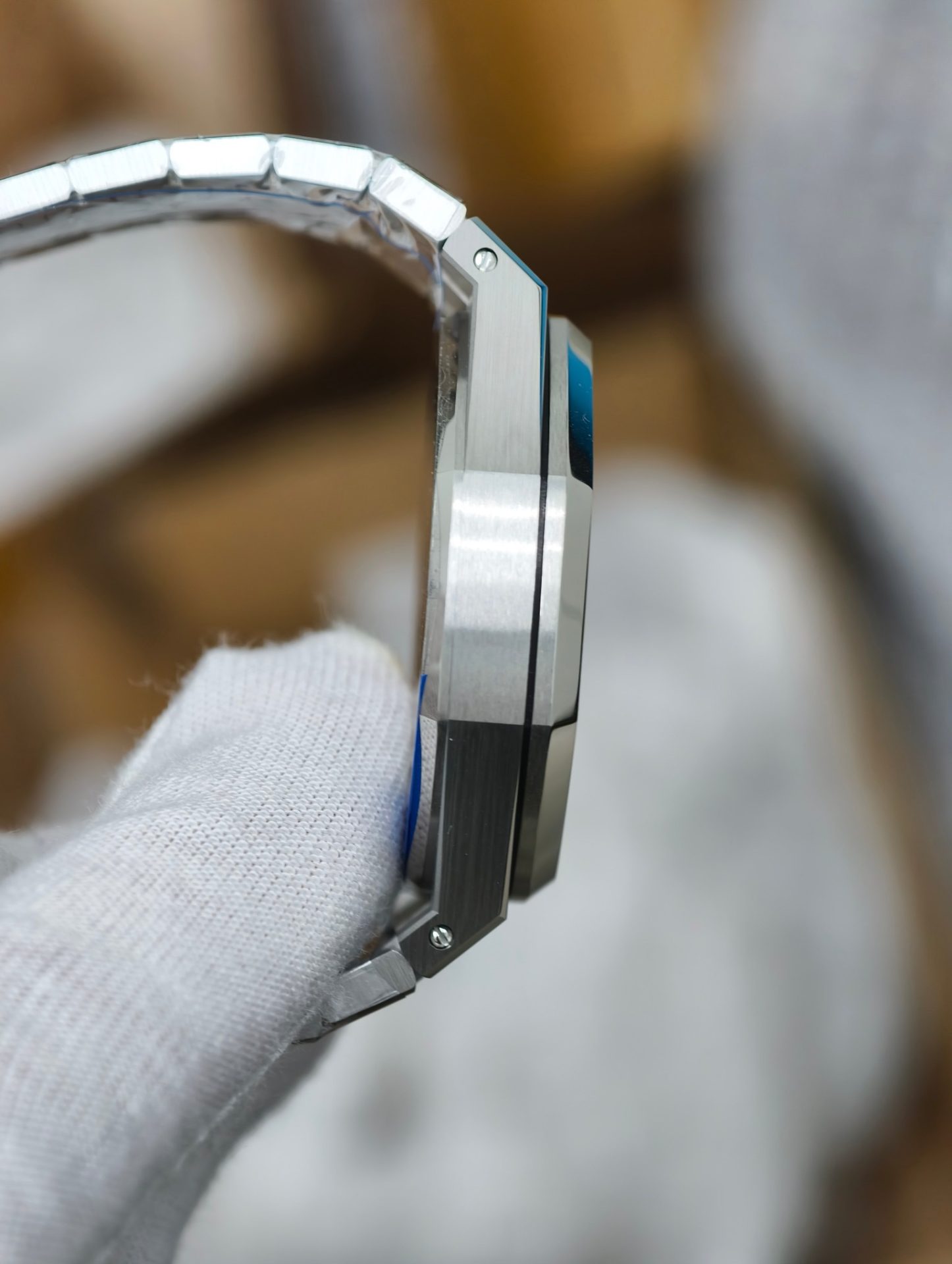 High Quality Replica Detail Shot