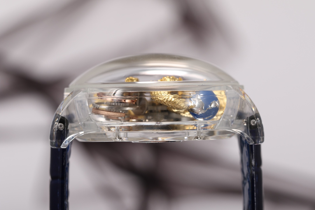 High Quality Replica Detail Shot