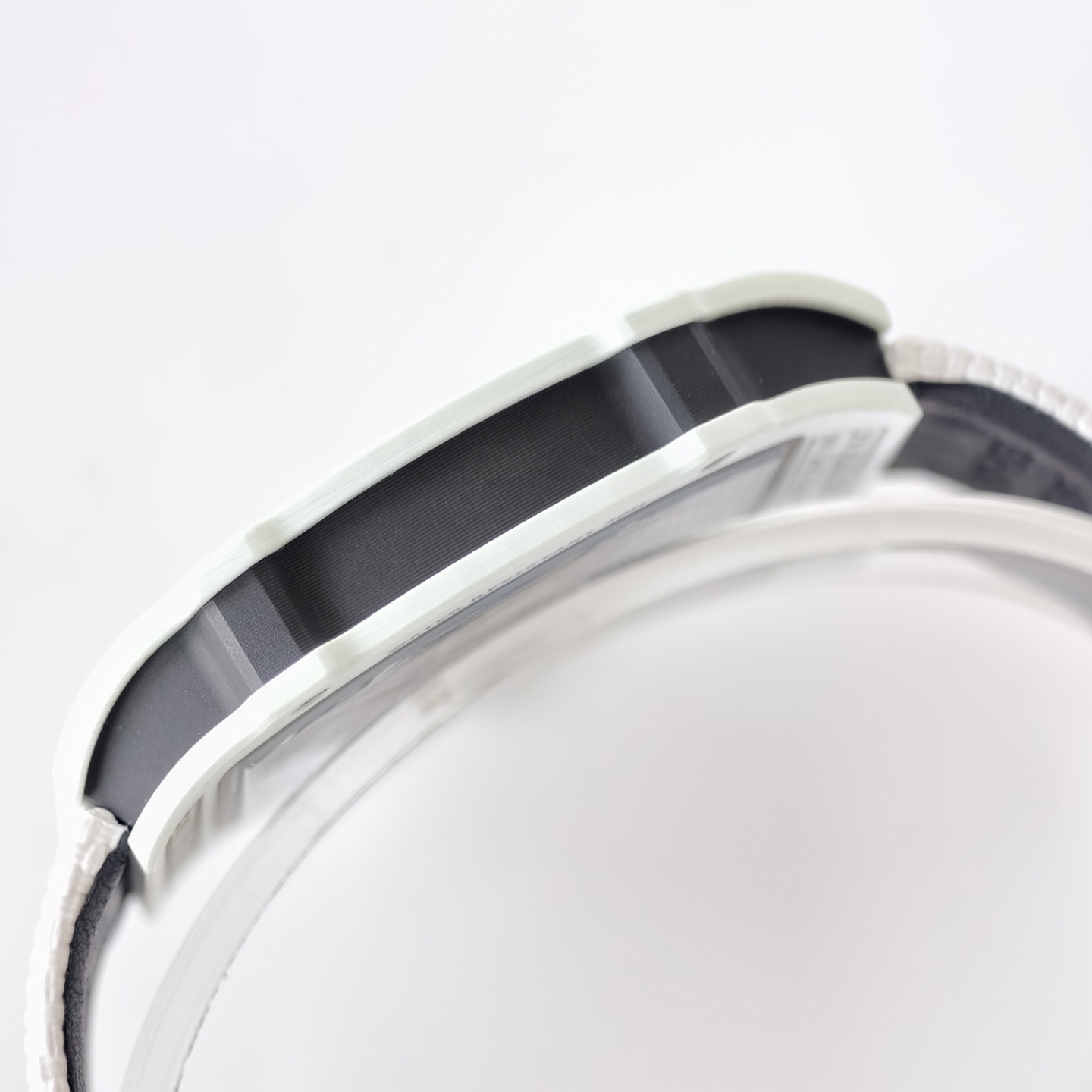 High Quality Replica Detail Shot