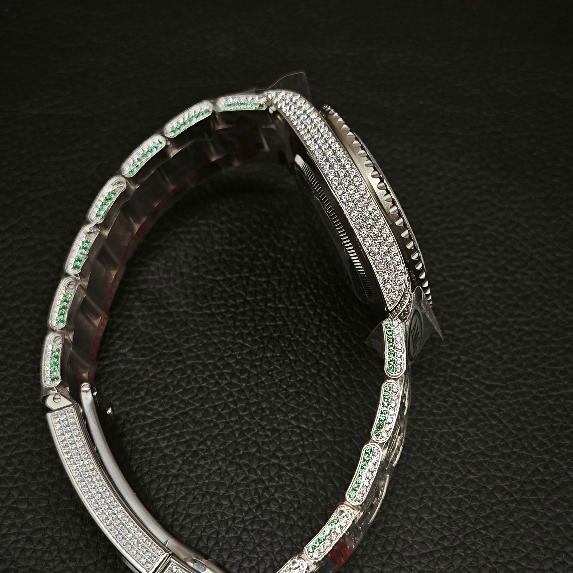 High Quality Replica Detail Shot