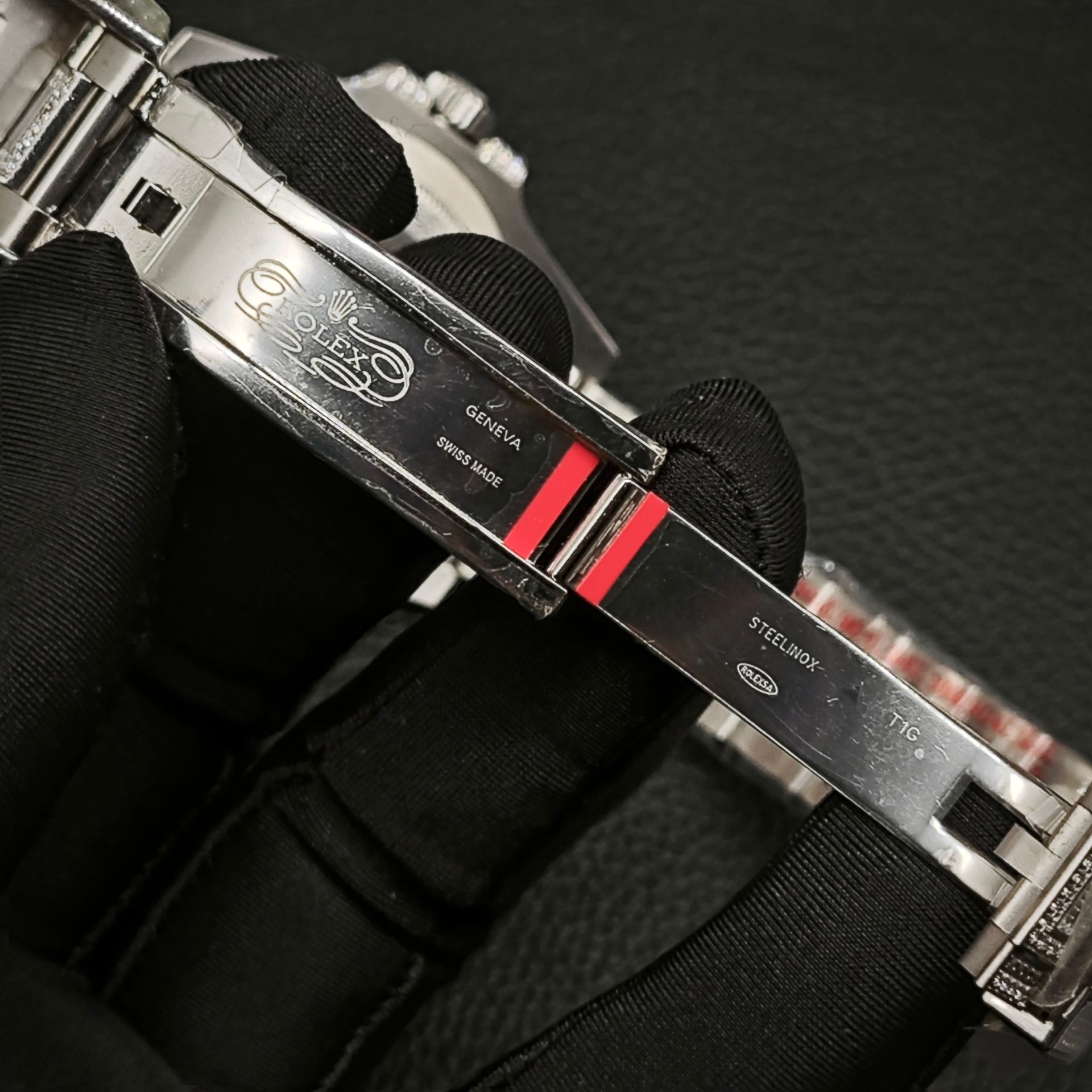 High Quality Replica Detail Shot