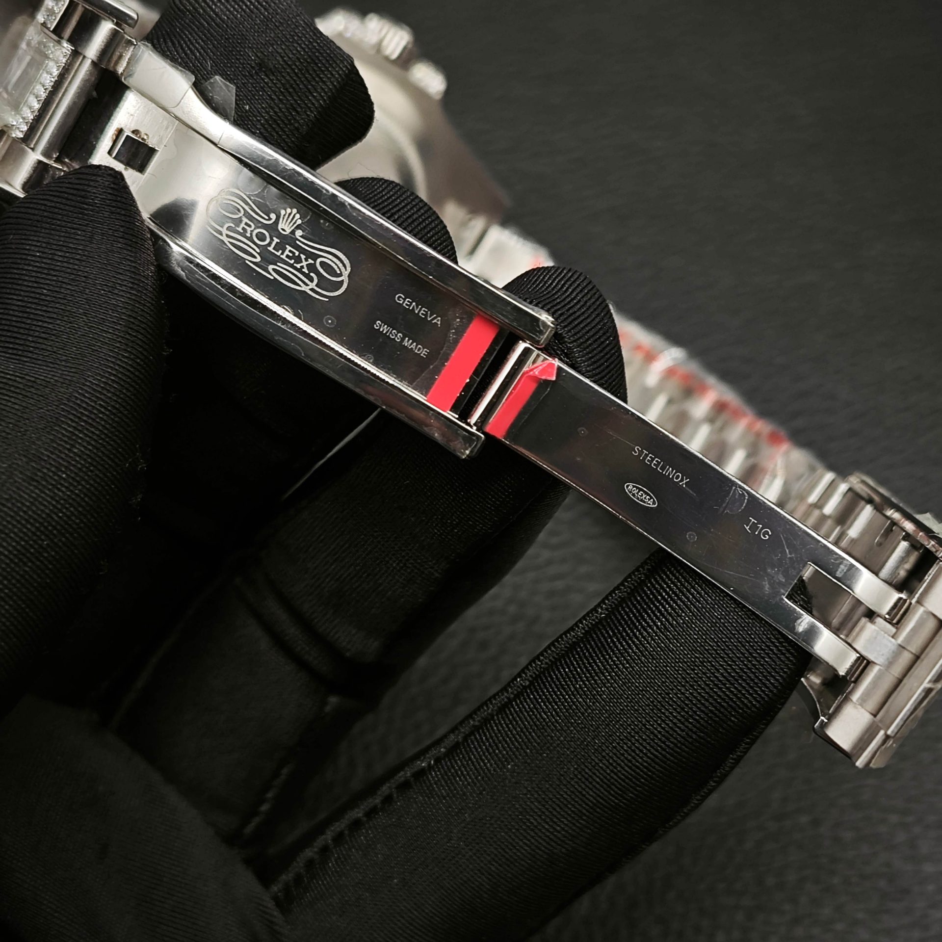 High Quality Replica Detail Shot