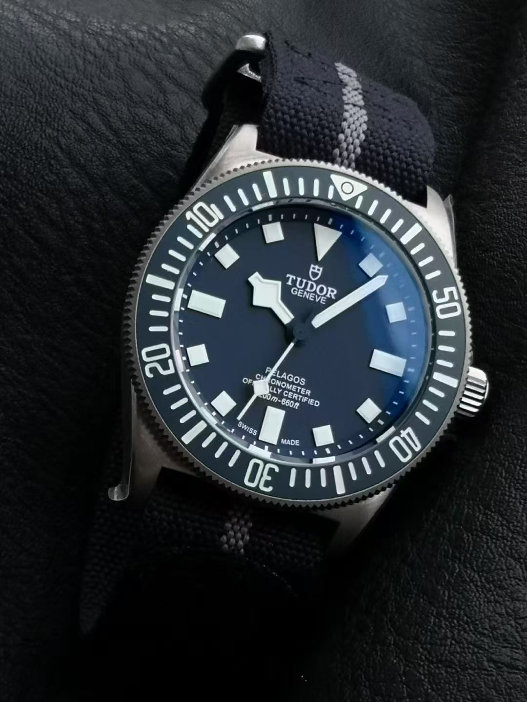 High Quality Replica Detail Shot