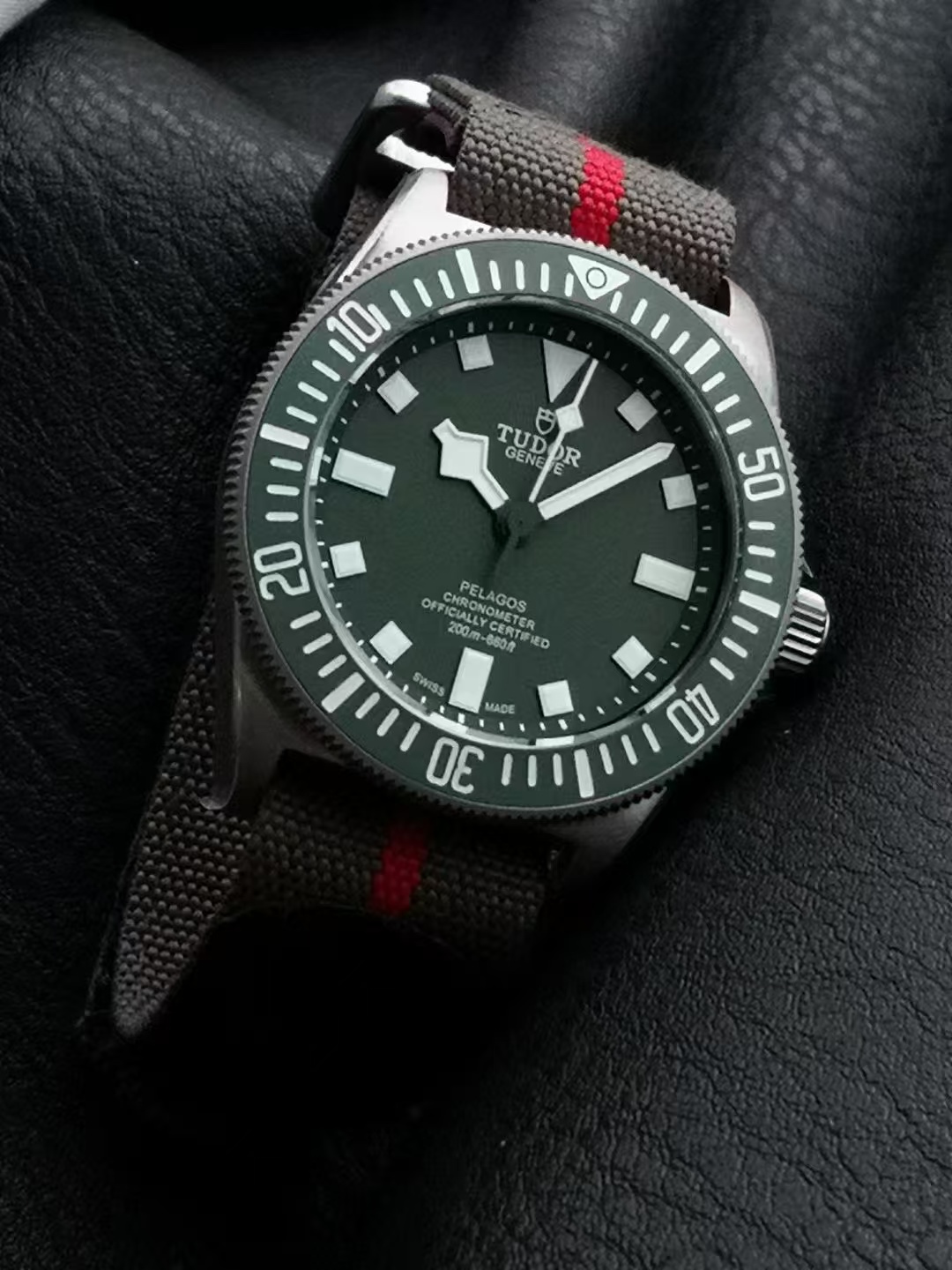 High Quality Replica Detail Shot