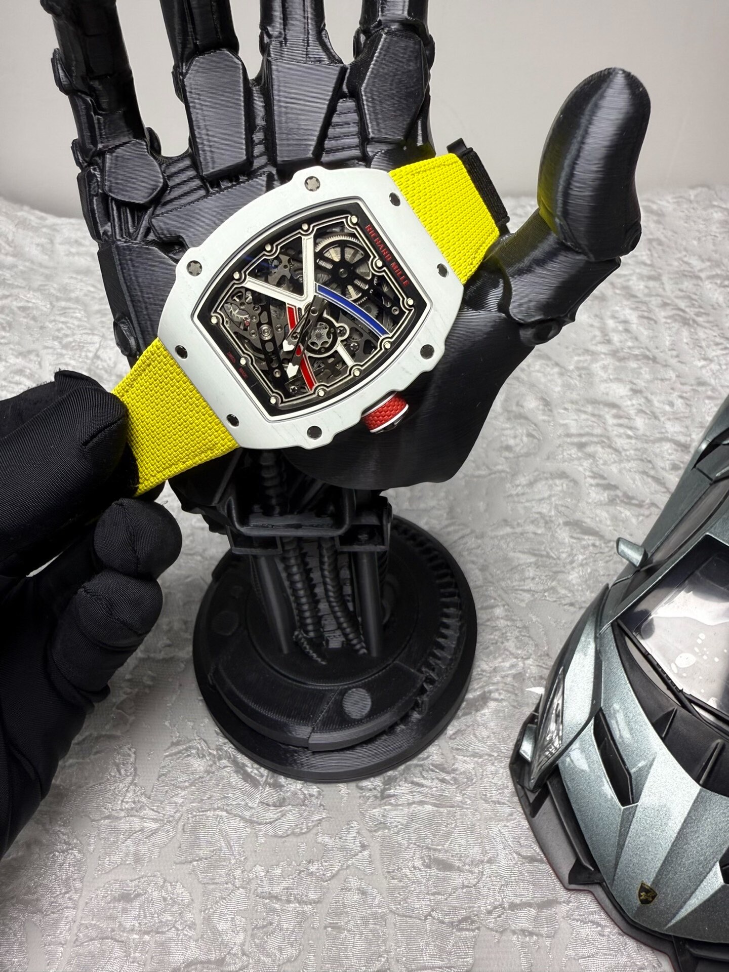 High Quality Replica Detail Shot