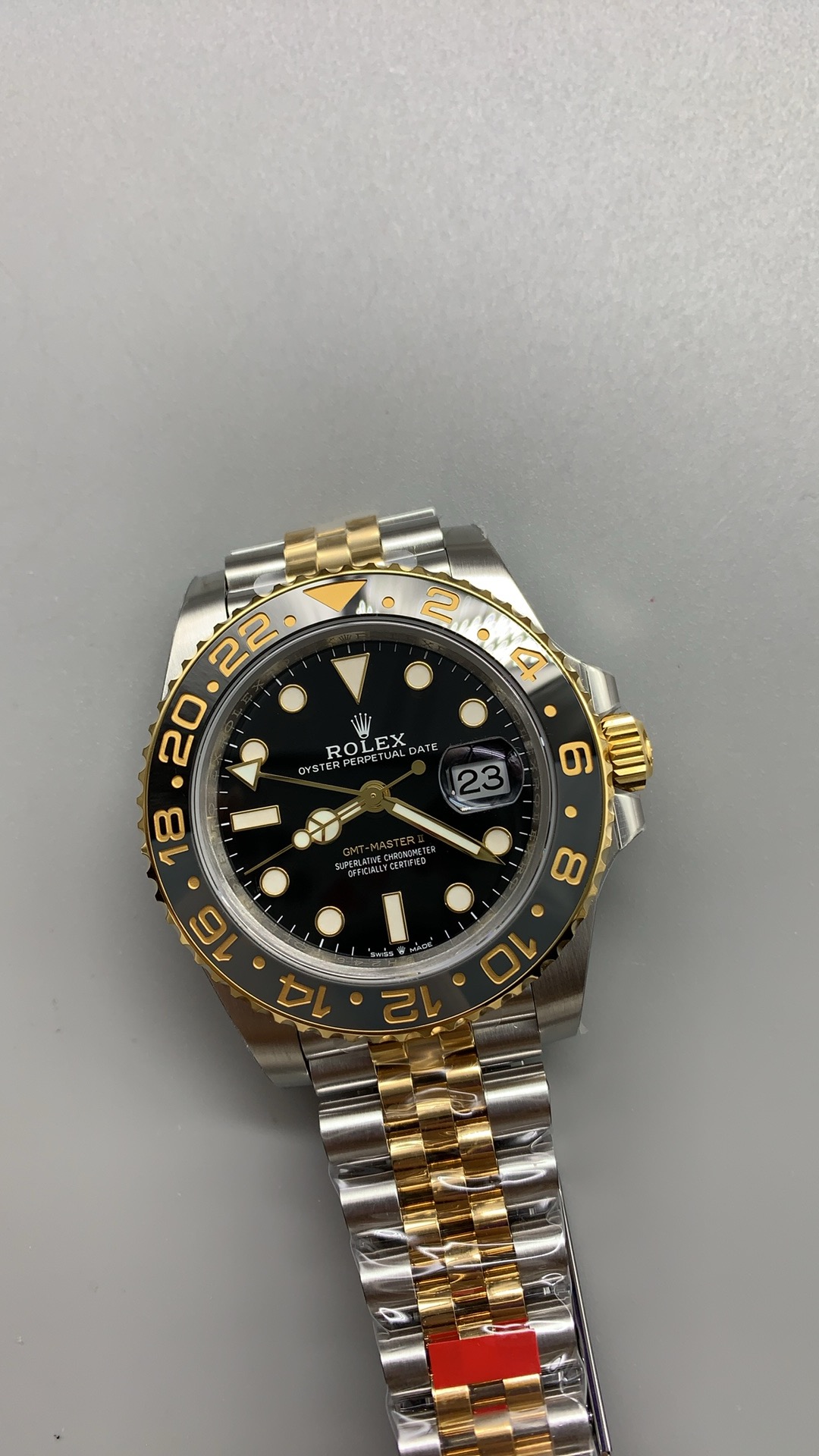 High Quality Replica Detail Shot